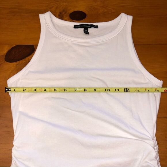 White House Black Mark Side Tie Tank - Picture 11 of 13